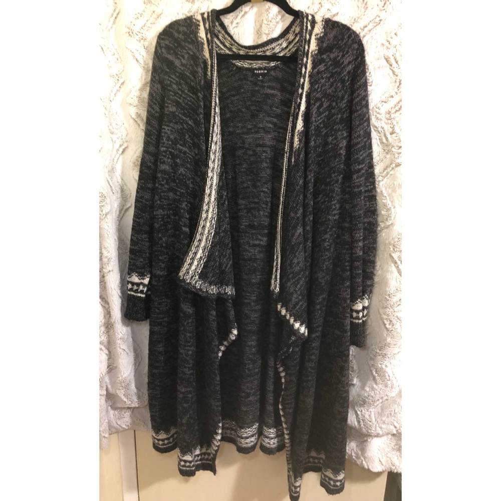 Torrid Long Marbled Black and White Cardigan